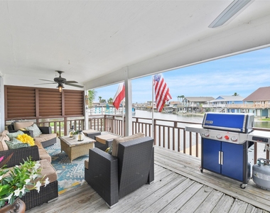 16619 Jamaica Cove Rd - Photo Thumbnail 9