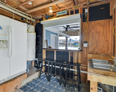 16619 Jamaica Cove Rd - Photo Thumbnail 6
