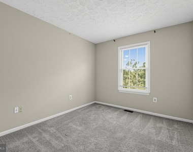 2504 Smoketree Lane - Photo Thumbnail 29