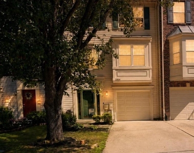 2504 Smoketree Lane - Photo Thumbnail 1