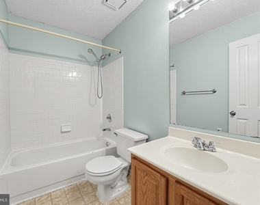 2504 Smoketree Lane - Photo Thumbnail 30