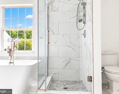 8720 Thornbrook Drive - Photo Thumbnail 20