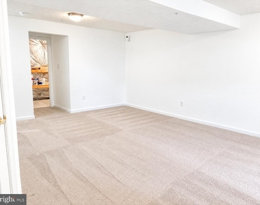 8720 Thornbrook Drive - Photo Thumbnail 28