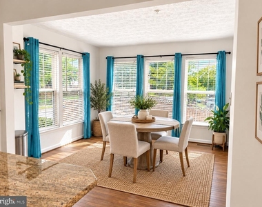 8720 Thornbrook Drive - Photo Thumbnail 10