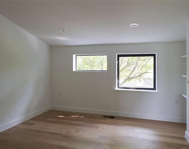 2509 Durwood St - Photo Thumbnail 7