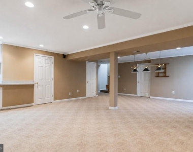 1721 Grande View Avenue - Photo Thumbnail 16