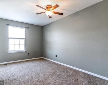 1721 Grande View Avenue - Photo Thumbnail 12