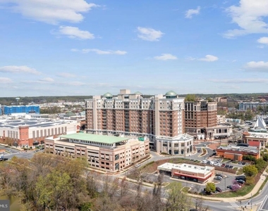 220 West Street - Photo Thumbnail 36