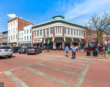 220 West Street - Photo Thumbnail 29