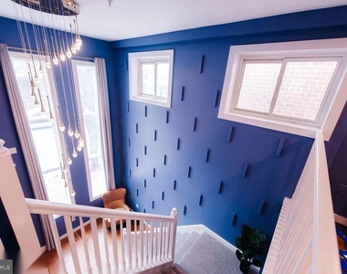 220 West Street - Photo Thumbnail 13
