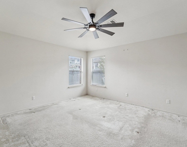 1724 Darjeeling Dr - Photo Thumbnail 9