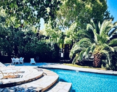 7685 Northcross Dr - Photo Thumbnail 10