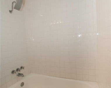 1600 Parker Ln - Photo Thumbnail 15
