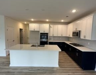 24563 Merlot Drive - Photo Thumbnail 11