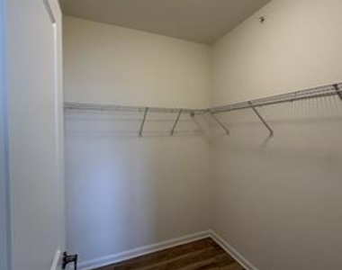 24563 Merlot Drive - Photo Thumbnail 9