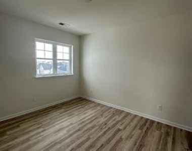 24563 Merlot Drive - Photo Thumbnail 8