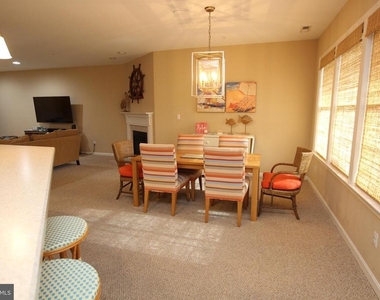 38415 Boxwood Terrace - Photo Thumbnail 7