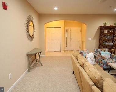 38415 Boxwood Terrace - Photo Thumbnail 1