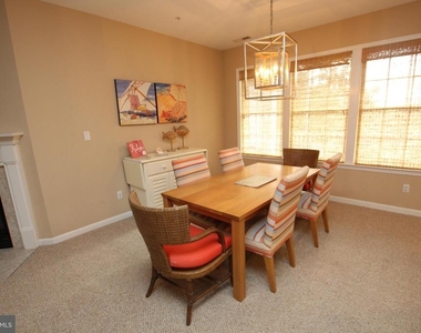 38415 Boxwood Terrace - Photo Thumbnail 5