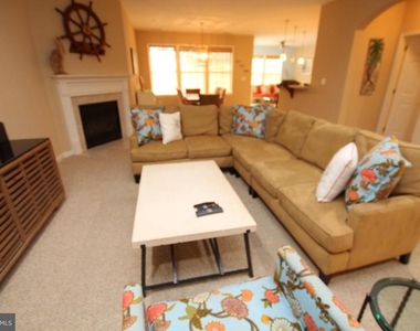 38415 Boxwood Terrace - Photo Thumbnail 4