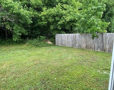9 Wellington Drive - Photo Thumbnail 22