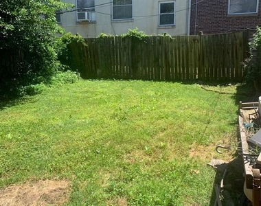 1304 N Clayton Street - Photo Thumbnail 10