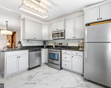 1718 13th Street - Photo Thumbnail 14