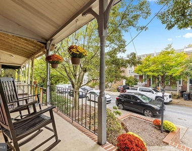 1718 13th Street - Photo Thumbnail 3