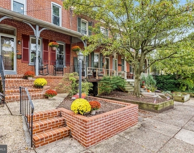 1718 13th Street - Photo Thumbnail 1