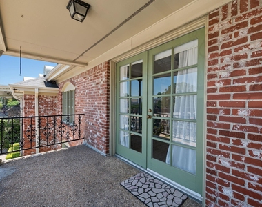 7920 Rockwood Ln - Photo Thumbnail 12