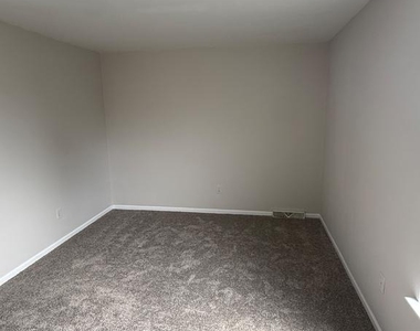108 Periwinkle Drive - Photo Thumbnail 20