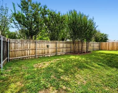 19009 Leigh Ln - Photo Thumbnail 26