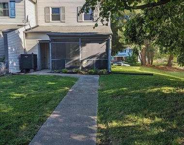 830 Woodcrest Drive - Photo Thumbnail 28