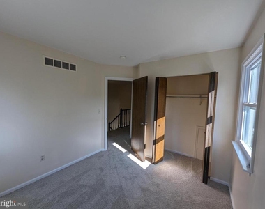 830 Woodcrest Drive - Photo Thumbnail 18