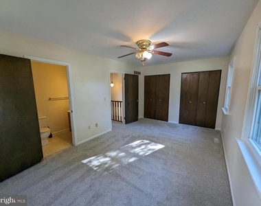 830 Woodcrest Drive - Photo Thumbnail 14
