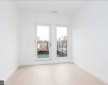 3527 14th Street Nw - Photo Thumbnail 5