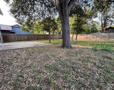 1209 S Trace Dr - Photo Thumbnail 19
