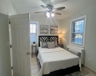 1215 Randolph Street Nw - Photo Thumbnail 5