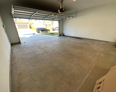 537 Bauer Loop - Photo Thumbnail 14