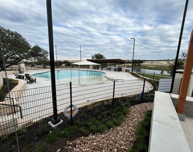 537 Bauer Loop - Photo Thumbnail 25