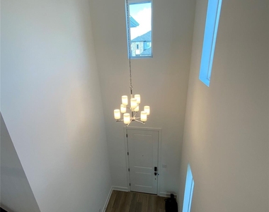 537 Bauer Loop - Photo Thumbnail 8