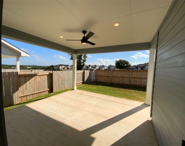 537 Bauer Loop - Photo Thumbnail 17