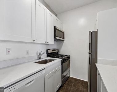 1851 Nw Columbia Road Nw - Photo Thumbnail 6