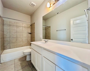 1156 Capra Ln - Photo Thumbnail 25