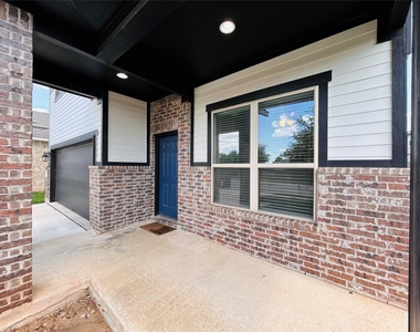 1156 Capra Ln - Photo Thumbnail 2