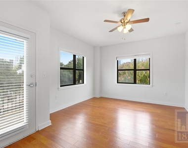 1812 West Ave - Photo Thumbnail 15
