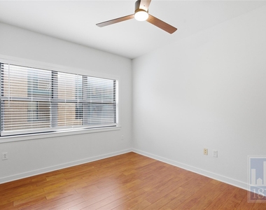 1812 West Ave - Photo Thumbnail 21