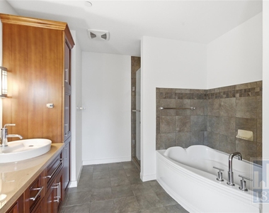1812 West Ave - Photo Thumbnail 19