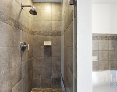 1812 West Ave - Photo Thumbnail 20