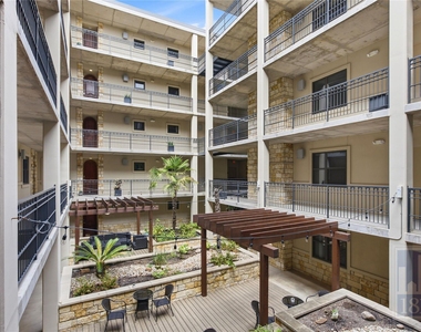 1812 West Ave - Photo Thumbnail 27